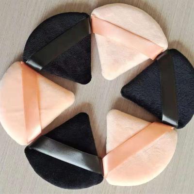 China Hot Selling Small Makeup Tools Super Soft Triangle Soft Blast Skin-Friendly With Ribbon For Beauty for sale