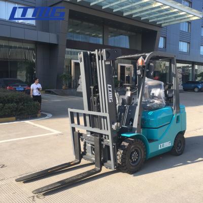 Cina Piccolo 1,5 tonnellate si siedono i carrelli elevatori alimentati a gas, carrello elevatore del sistema di alimentazione del propano in vendita