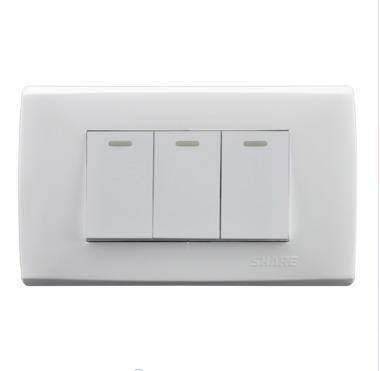 China Factory Price 118 Residential American Style White Panel Push Button 3 Gang 1 Way Switch 118*75mm 250V 10A for sale