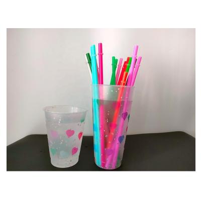 China Plastic Tumbler Arms Stocked With Straw Tumblers Clear Double Cups Wall for sale