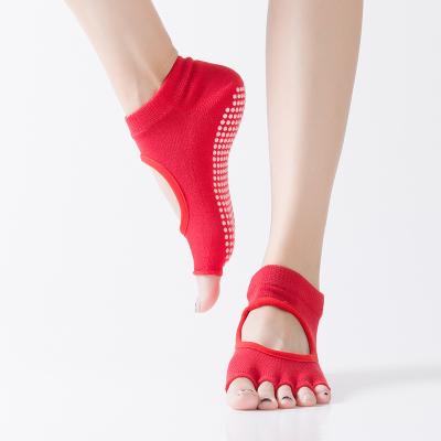 China Sporty Non slip grip yoga socks for women pilates hospital for sale