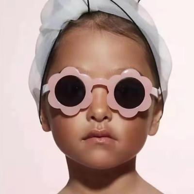 China Cute Jelly Color Decorative Baby Glasses Children's Sunglasses Fashion Sunglasses Personality Children Flower Sunglasses Age 3-11 for sale