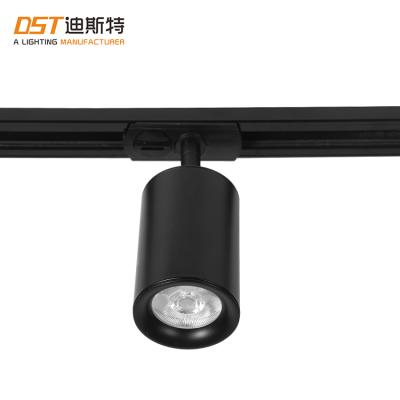 China Good quality modern black aluminum housing factory direct sale outdoor mounted spot LED track light for sale