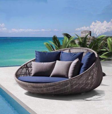 China Outdoor Sun Sofa Furniture Bali Beach Folding Bed For Swimming Pool for sale