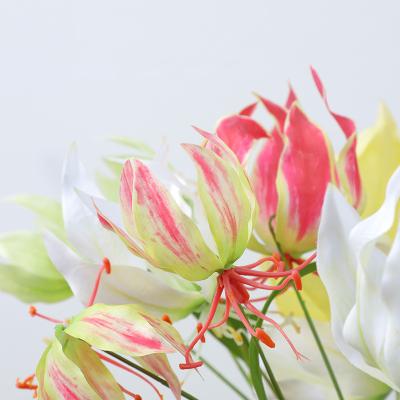 China Wedding Flowers Factory Direct Sale White Lily Artificial Flowers For Wedding Decoration for sale