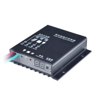 China Lighting Controller 12V 24V PWM Waterproof Wind Solar Hybrid Street Light Charge Controller IP68 for sale