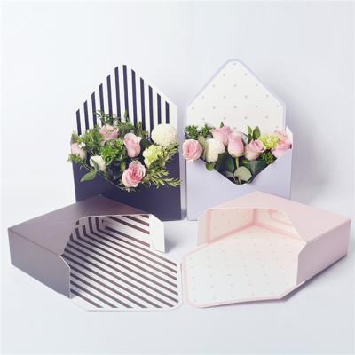 China Wholesale Recyclable Colorful Printed Paper Wrap Shape Folder Display Valentine Rose Flower Stand Florist Bouquet Packaging Gift Box for sale