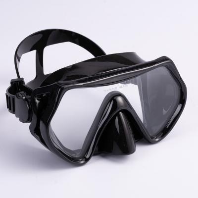 China Universal Wholesale Soft Silicone Diving Equipment Freeswimming Anti Ultraviolet Anti Fog Tempered Glass Scuba Diving Lens for sale