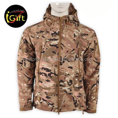 China Best Breathable Waterproof Breathable Jacket Camouflage Army Softshell Jacket for sale