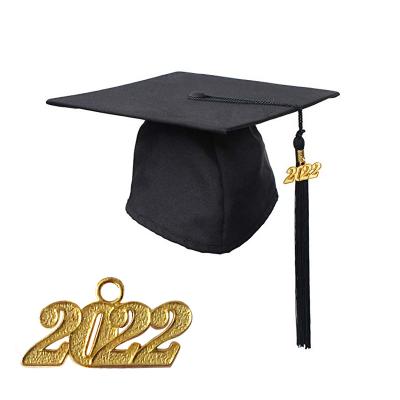 China Custom Simple Color Graduation Zinc Alloy 2022 Low Moq Current Charm Graduation Decorative Tassel Charm Wholesale Low Year for sale