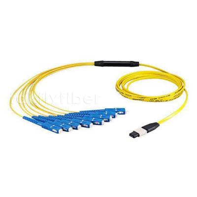 China MPO avivan hacia fuera telegrafían MTP F - fibra óptica Patchcord de la base del SC OM3 12/24/48 en venta