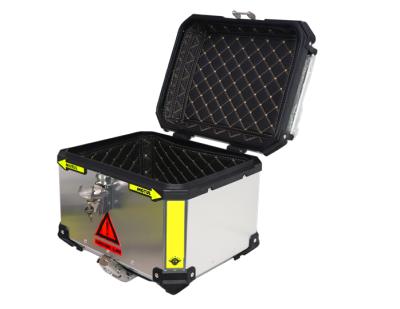 China Motorcycle Luggage System SHENGLIN Aluminum Case Box Tail Boxes Motorcycle X5 Top Good Selling for sale