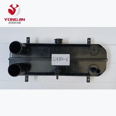 China SH350-6 Hard Water Plastic Tank Radiator For Excavator for sale