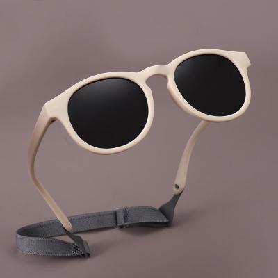 China Factory direct sales of fashion sunglasses 2022 new silicone sunglasses for children 0-3 years old, outdoor sunshade and UV resistant sunglasses for sale