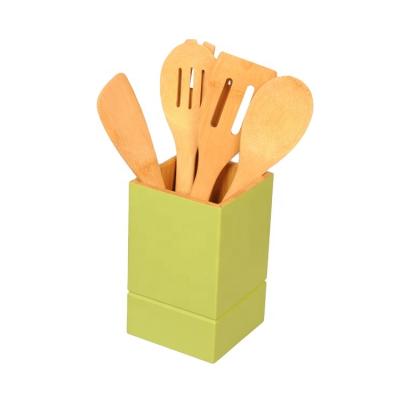 China Sustainable Non Toxic Wooden Kitchen Tool Utensil Set Bamboo Rack With Colorful Painting for sale