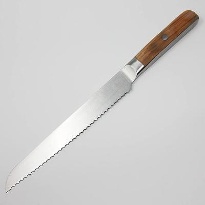 China Disposable German High Carbon Stainless Steel Blade Kitchen Knife Serrated Knife 8 Inch Serrated Bread Knife for sale