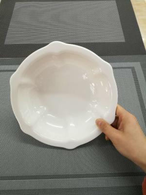 Κίνα Καθαρό άσπρο Dinnerware Dia.19cm μελαμινών κύπελλων επιδορπίων χείλων πετάλων λουλουδιών προς πώληση