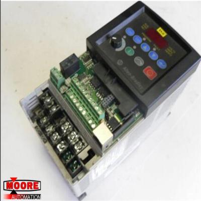 China La impulsión de la CA de 22B-A2P3N114 22BA2P3N114 Allen Bradley actúa con un voltaje y 2,3 A. de voltios 240AC. en venta