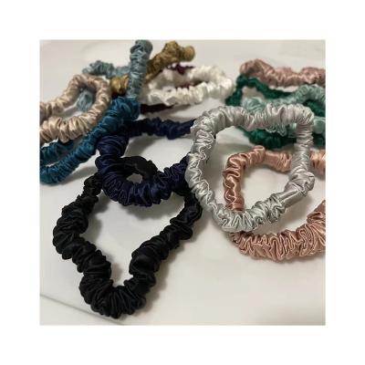 China 22 Momme Luxury 100% Silk High Quality Shiny Silk Hair Scrunchies 6 Scrunchy Silk Hair Elastics A for sale