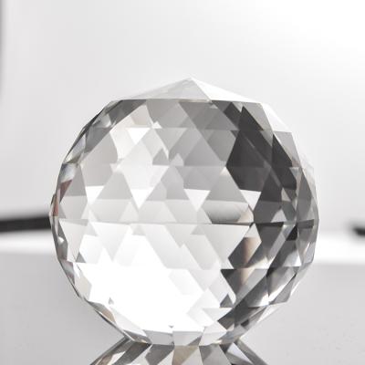 China Wholesale Europe Hot Sale White Factory Price Eco - Friendly Multifaceted Crystal Ball for sale