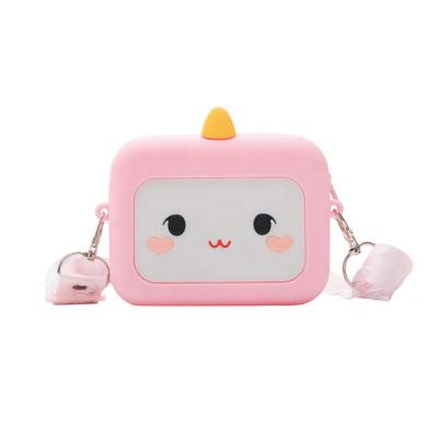 China Hot Selling New Fashion Small Silicone Cartoon Decoration Cute Square To Cross Body Bags Messenger Bag For Kids for sale