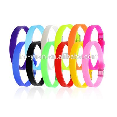 China New Promotion High Quality Customizable Hiphop Color Silicone Wristband for sale