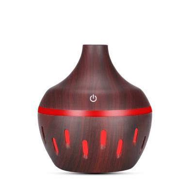 China Feel Comfortable 300ml USB Essential Oil Ultrasonic Air Humidifier Wooden Grain LED Lights Aroma Diffuser USB Humidifier for sale