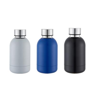 China New Double Wall PORTABLE Vacuum Flask Insulated Water Bottle Stainless Steel Tumbler Sports Water Bottle for sale