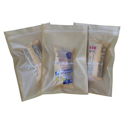 China Recycled Materials Customized Wholesale Coffee Stand Up Pouch Kraft Small Kraft Paper With Window Zip Lock Kraft Paper Bread Bag for sale