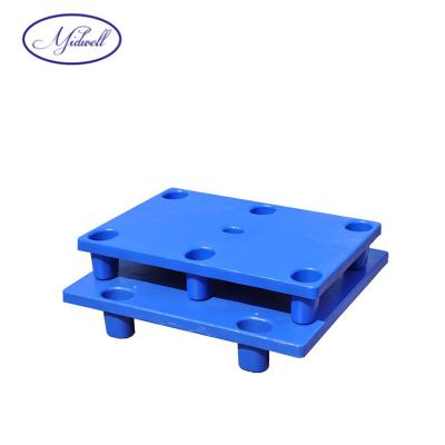 China Double sided plastic pallet of size 800x600 with seven stackable feet for sale