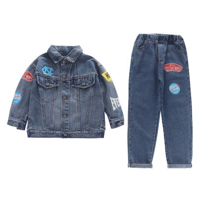 China Simple Kids Jean Jacket Button Logo Print Kids Boys Denim Breathable Running Dark Blue Jeans Suit Wholesale for sale