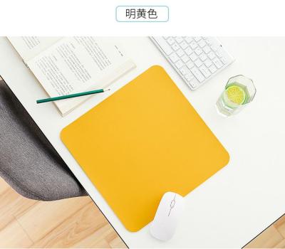 China Latest Selling Fashion Hot Selling Handsome Style Leather Mousepad PU Leather Wireless Charging Mouse Pad for sale