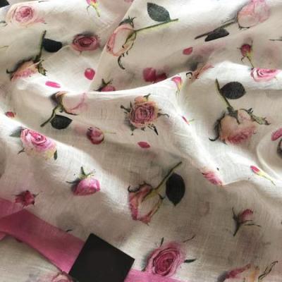 China Memory Women Dress Material Cotton Polyester Printed Shirting Fabric for sale