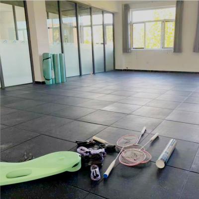 China Non Toxic Gym Tiles Rubber Gym Interlocking Rubber Flooring Rolls Sports Rubber Mat for sale