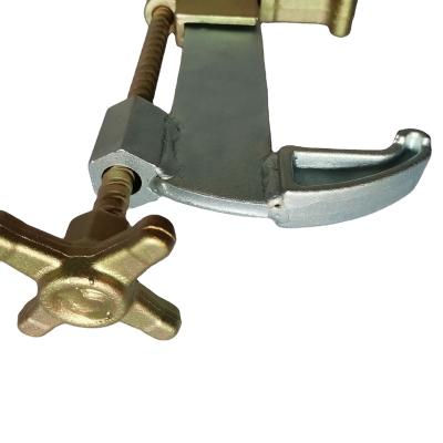 China Contemporary Scaffolding Formwork Accessories Forged Adjustable Panel Clamp for sale