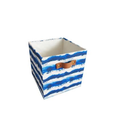 China Sustainable Polyester Fabric Cloth Sundries Baskets Storage Box In Home With Fashion Pattern for sale