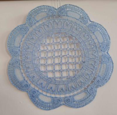 China Polyester Flower Shape Place Mat In Lace Fabric for sale