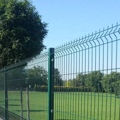 China Easily Assembled Factory Supply 3d Welded Panel Curved Wire Mesh Fence Backyard for sale