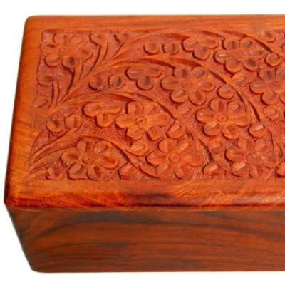 China Stored Cats and Dogs Pet Funeral Memorial Box Wooden Pet Urn for sale