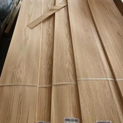 China 0.45mm Red Oak Wood Veneer, Fenolische lijm Graan Natuurlijke Eiken Veneer Platen Te koop