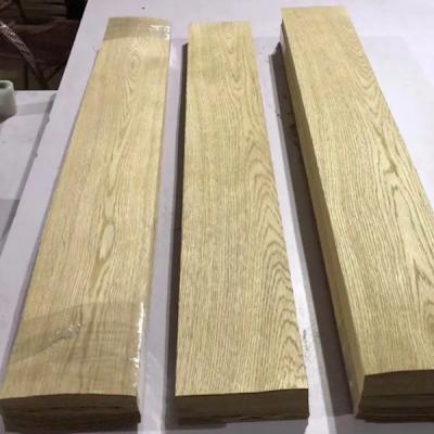 Cina Pannelli di quercia bianchi lisci, ignifughi 1220 mm * 2440 mm Veneer di legno di quercia per pavimenti in vendita