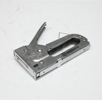 China Duty Material Wholesale Power Push Hand Nail Staple Repair Manual Gun for sale