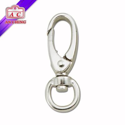 China Retail Industry 11mm Metal Lobster Claw Swivel Snap Eye Bolt Hook for sale