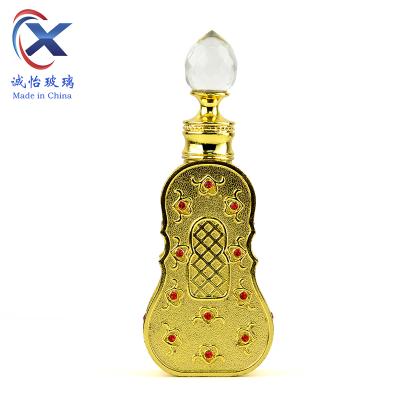 China Cosmetic Chinese Luxury Arabic Factory 25ml Metal Spray Perfume Bottles Fancy Essence Bottles for sale