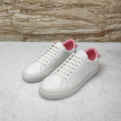 China MOQ 1 PCS 2019 Luxury White Genuine Leather Women's Sports Shoes Wholesale Designer Shoes 2019 Durable for sale