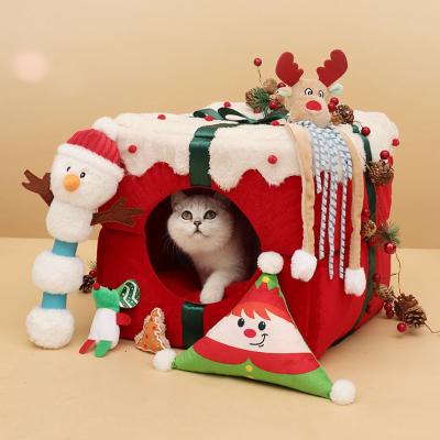 China Creative Christmas Atmosphere Heating Gift Box Form Warm Cute Miniature Pet Bedroom Nest Christmas Multifunctional Pet Bed for sale