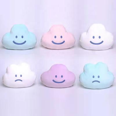 China OEM Stuffed Soft White Cloud Plush Toys Pillow Cushion Kids Room Decoration Toys Home Decoration à venda