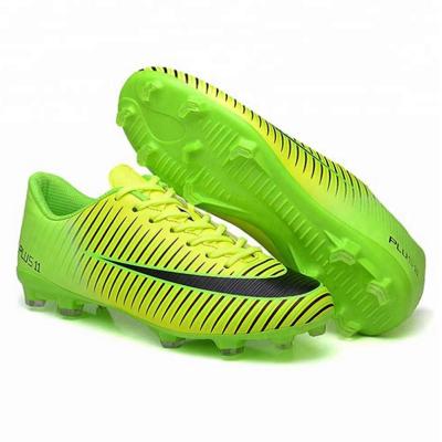 China Breathable 2020 Indoor Sport Professional Training Football Boots Soccer Shoes For Kids Men for sale