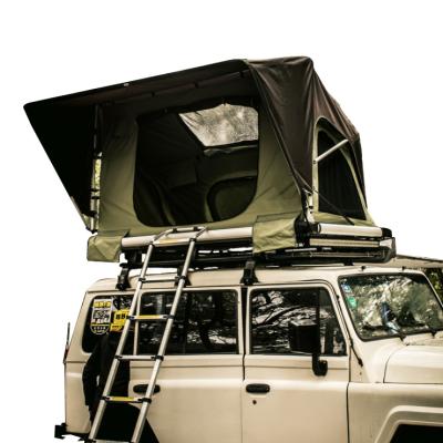 China Camouflage play folding adventure tent car roof top camping tent/car outdoor roof truck camping field for sale