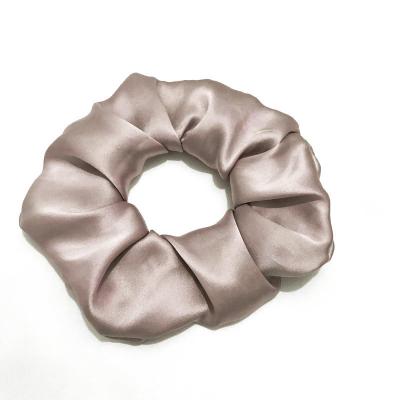 China 6cm small scrunchie 100% pure skinny high quality popular grade 6A mulberry silk for sale